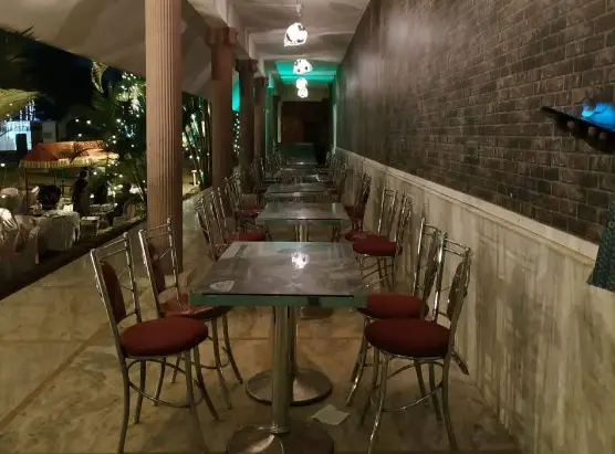 Dinning in the resort